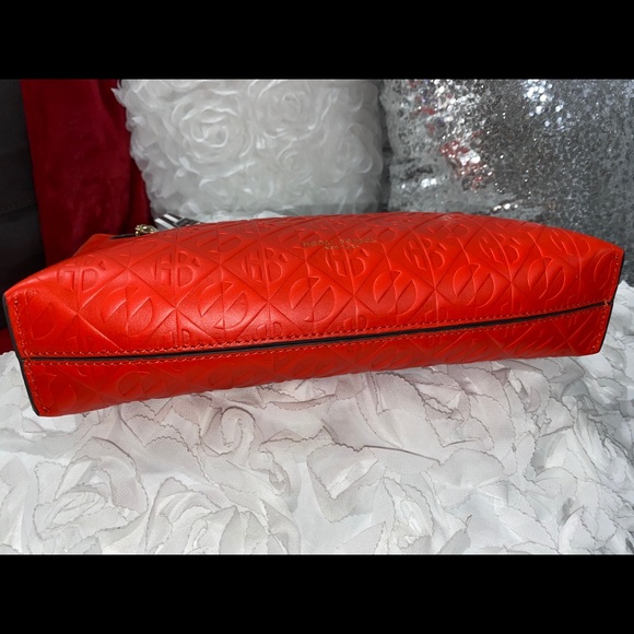 Henri bendel clutch - Picture 10 of 11